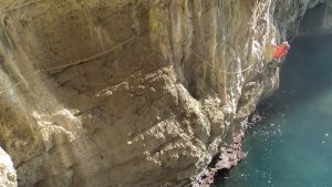 francesco sauro climbing over Grotta del turco